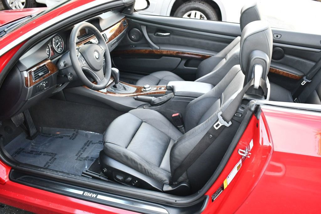 Used 2008 BMW 335i Convertible image 56