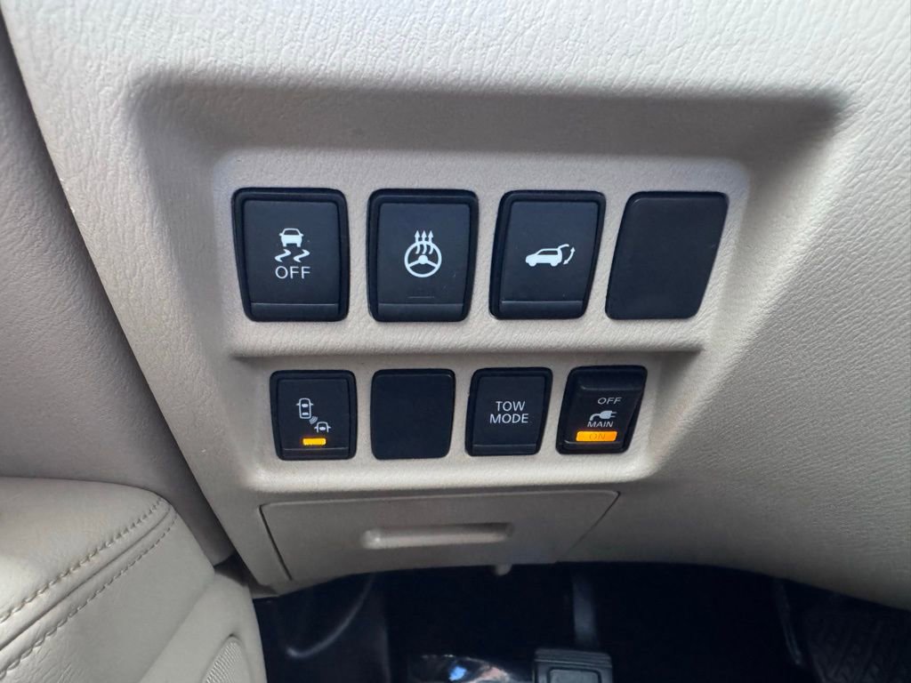 Used 2018 Nissan Pathfinder Platinum FWD image 38