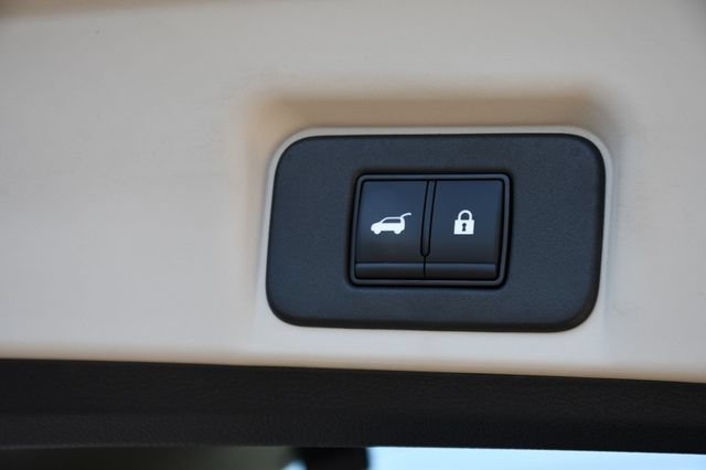 Used 2023 Nissan Ariya AWD/4WD image 24