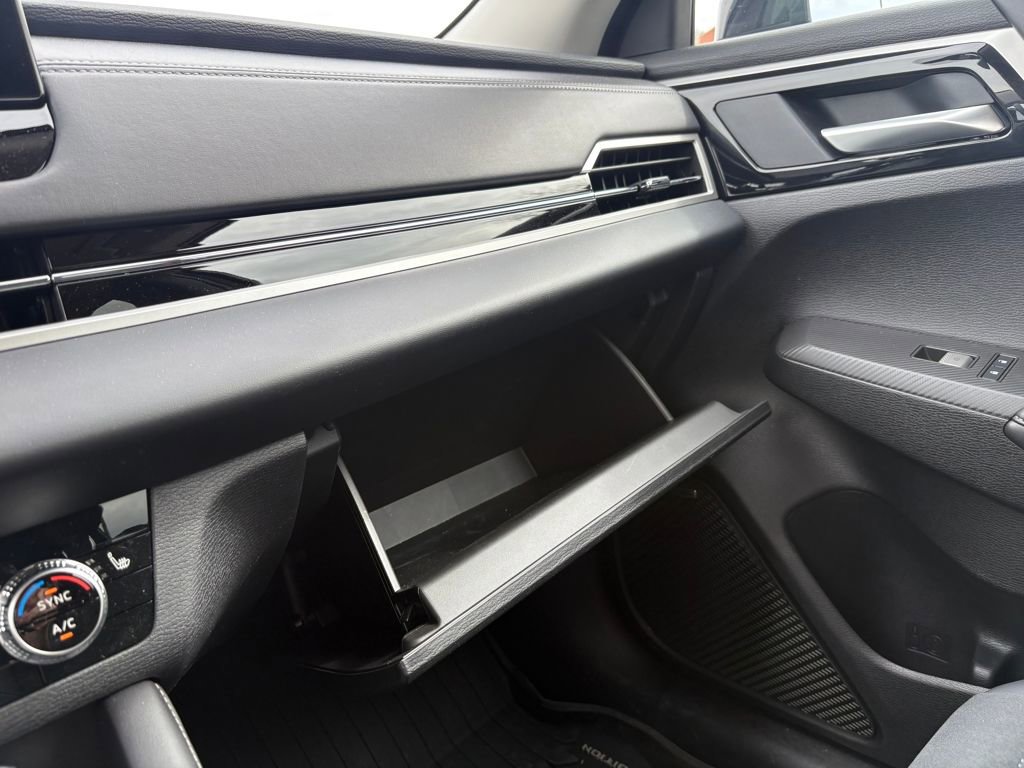 Used 2026 Mitsubishi Outlander Trail Edition image 31