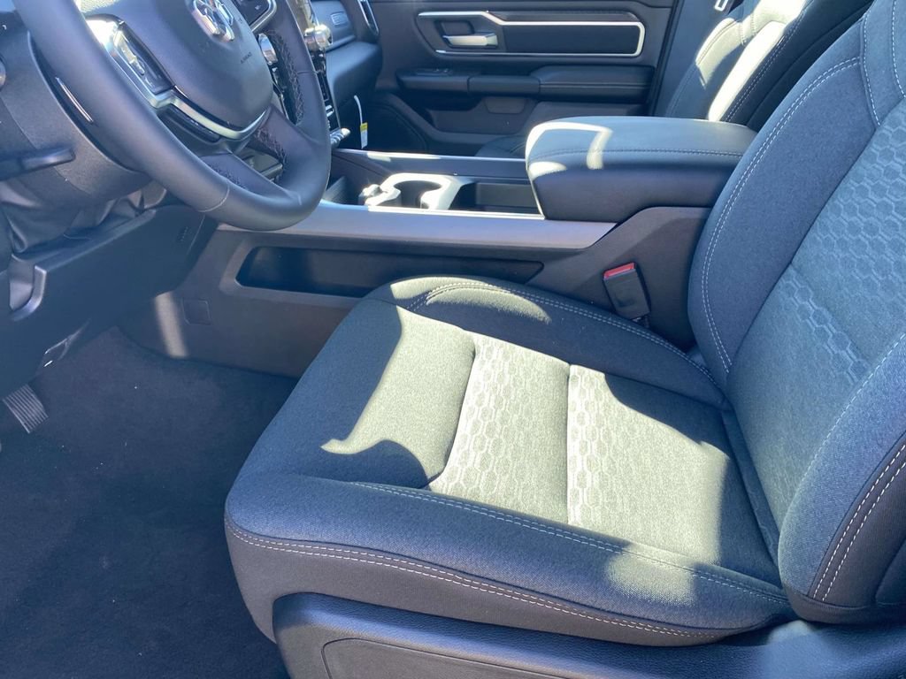 New 2026 RAM 1500 Big Horn AWD/4WD image 13