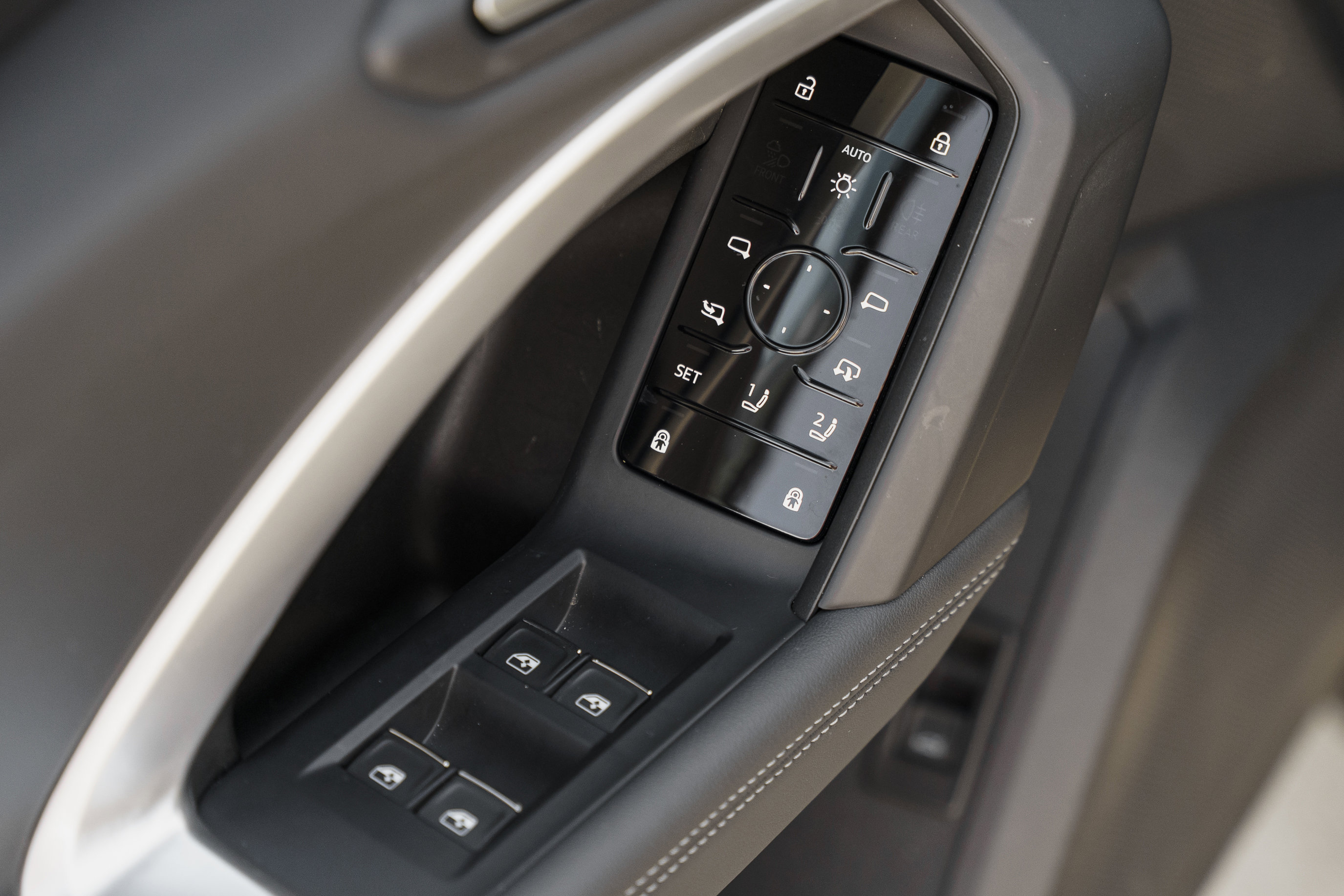 Certified 2025 Audi Q5 Premium w/ Convenience Package image 24