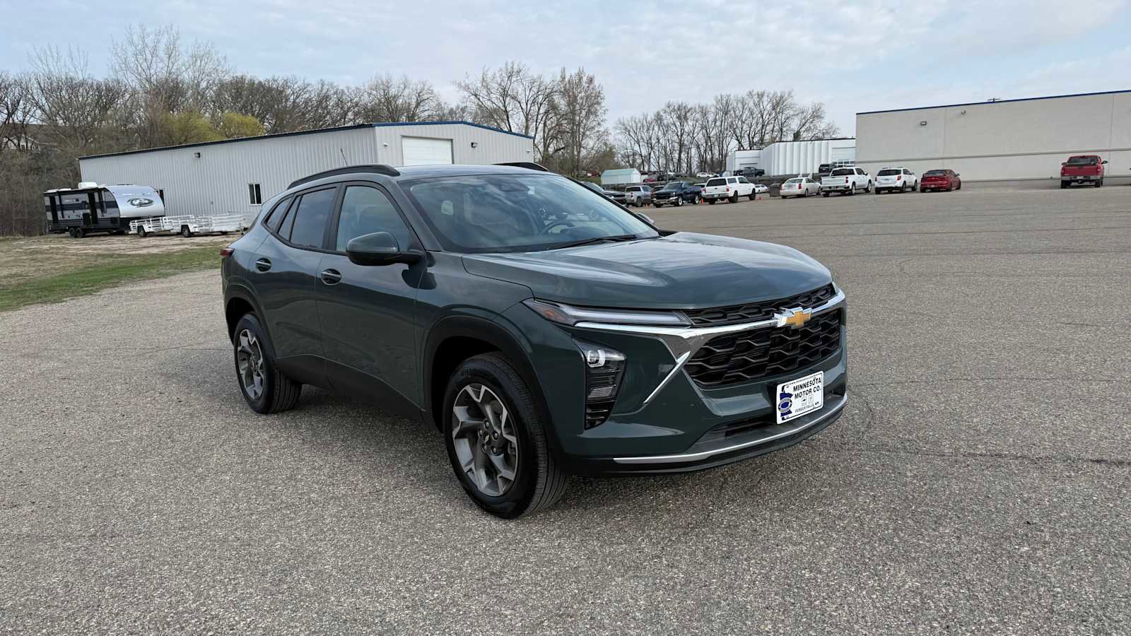 Used 2025 Chevrolet Trax LT w/ LT Convenience Package FWD image 2