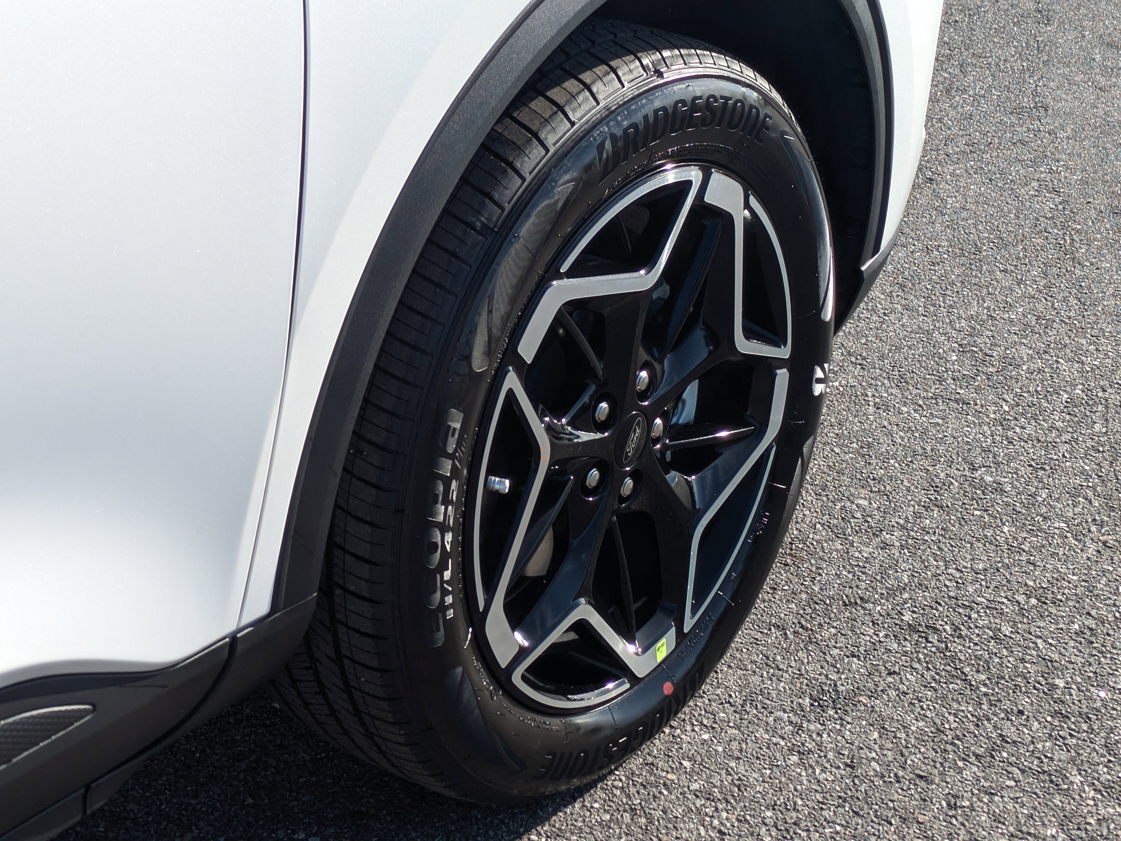 New 2026 Ford Escape Platinum w/ Premium Technology Package image 13