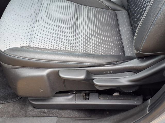 Used 2025 Chevrolet Trax LT image 4