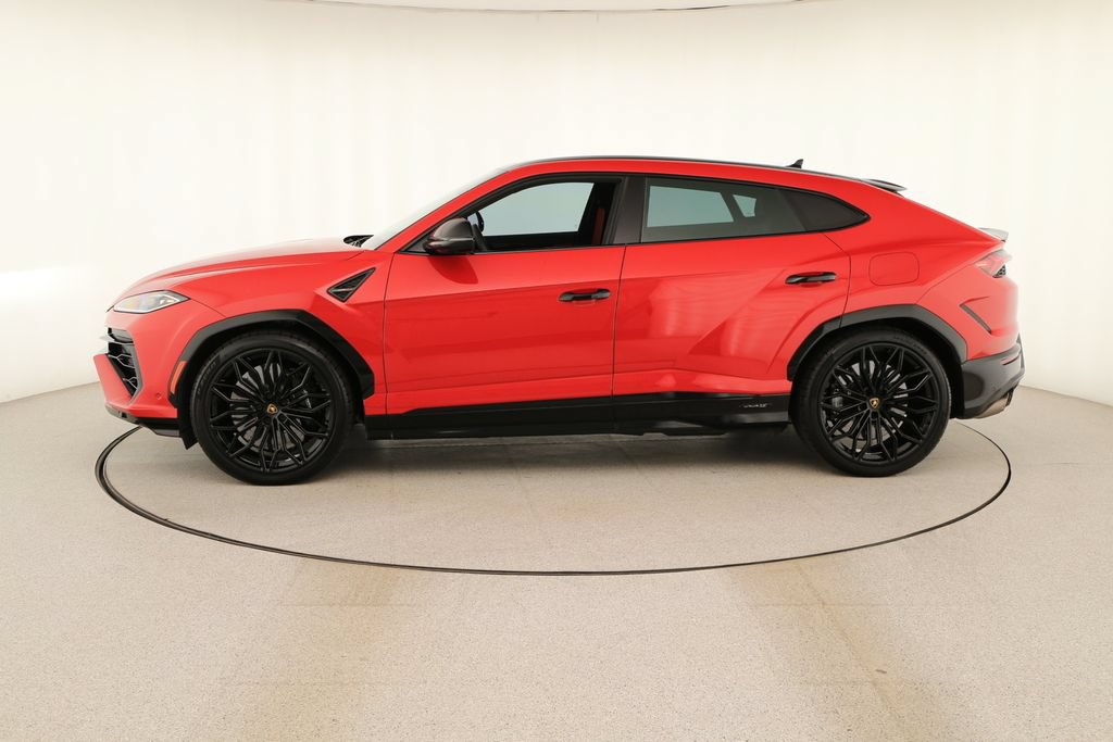 Used 2025 Lamborghini Urus SE AWD/4WD image 2