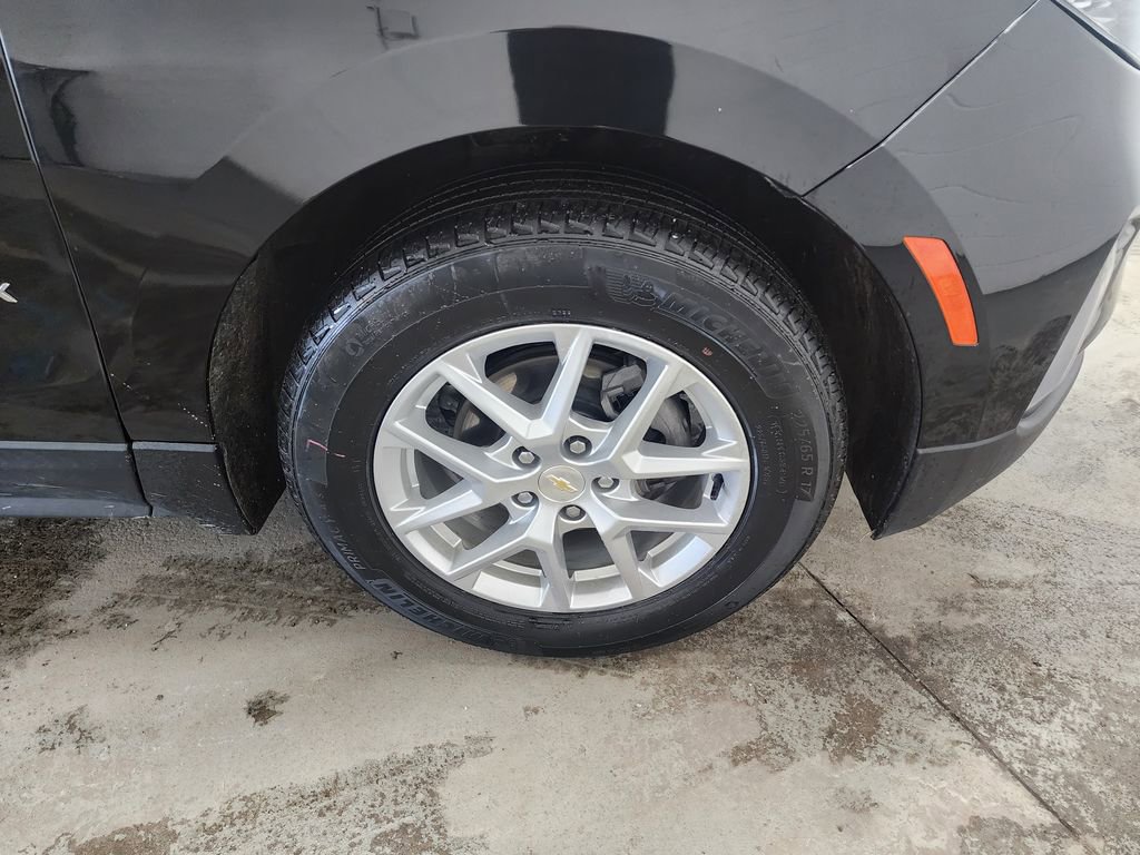 Used 2022 Chevrolet Equinox LT image 44