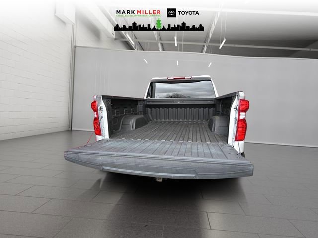 Used 2022 Chevrolet Silverado 1500 Custom w/ LPO, Dark Essentials Package image 7