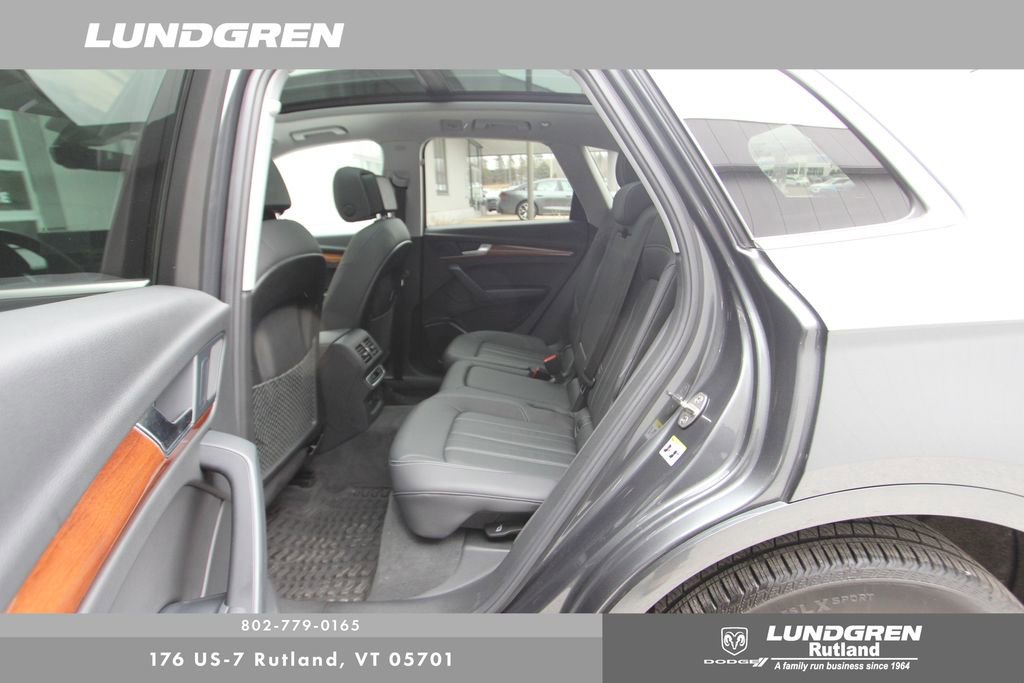 Used 2023 Audi Q5 2.0T Premium w/ Convenience Package image 35