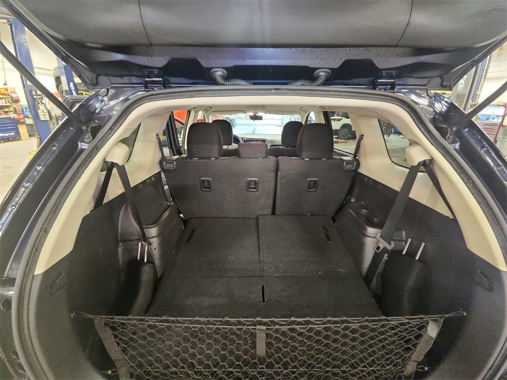 Used 2019 Mitsubishi Outlander ES image 35