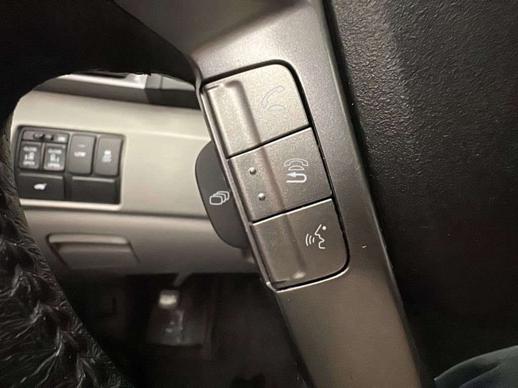 Used 2014 Honda Odyssey EX-L image 24