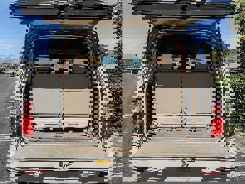 Used 2003 Lexus LX 470 4WD image 36