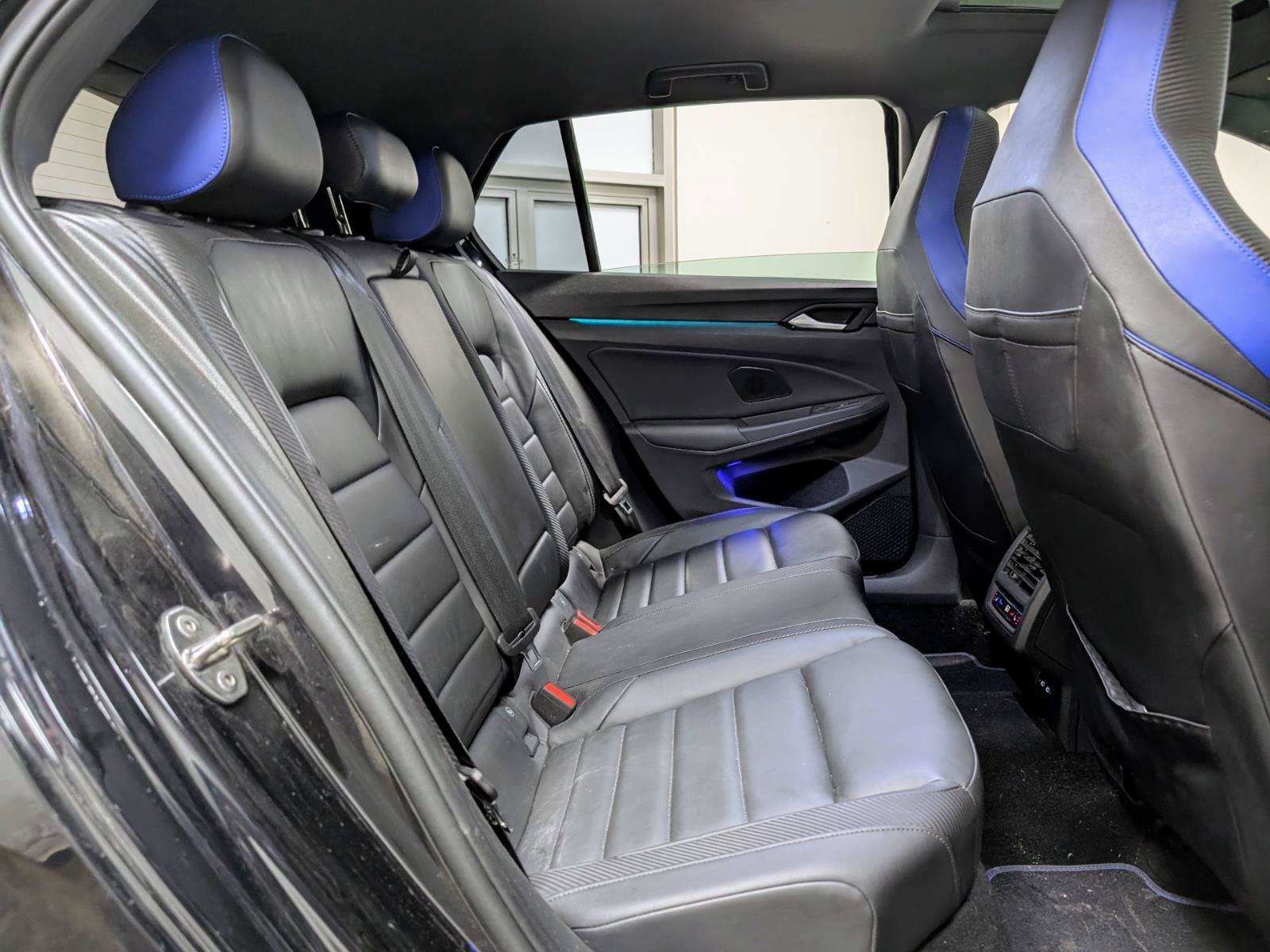 Used 2022 Volkswagen Golf R AWD/4WD image 23