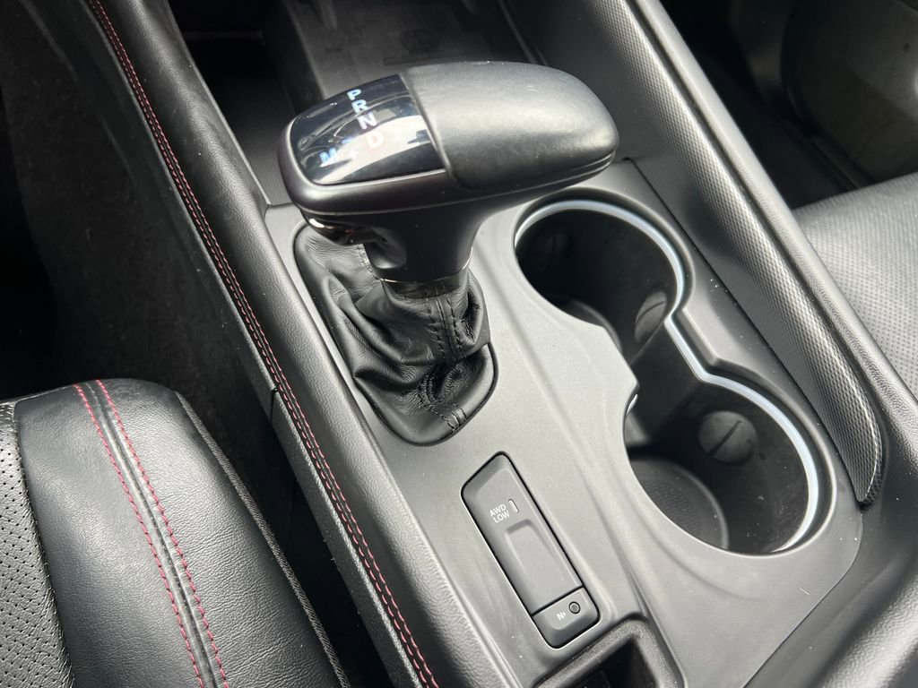 Used 2022 Dodge Durango R/T w/ Blacktop Package AWD/4WD image 37