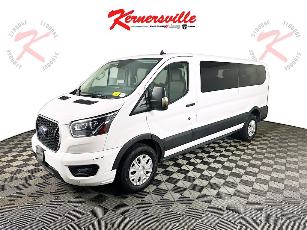 Used 2023 Ford Transit 350 XLT image 3