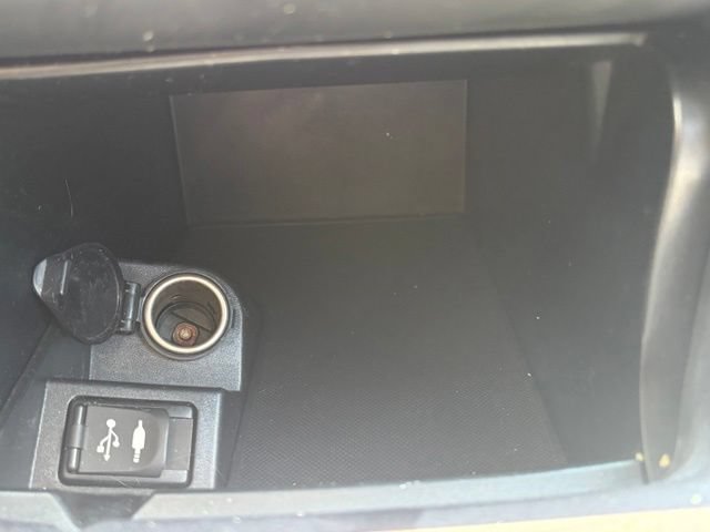 Used 2016 Toyota Camry LE FWD image 21