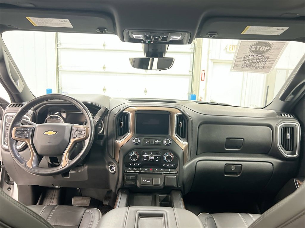 Used 2019 Chevrolet Silverado 1500 High Country w/ High Country Premium Package image 10