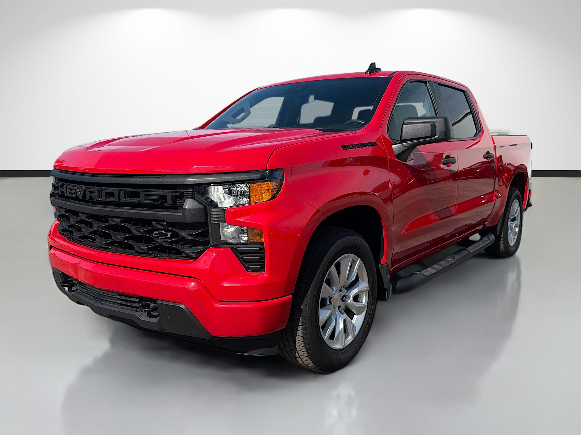 Used 2024 Chevrolet Silverado 1500 Custom w/ LPO, Dark Essentials Package RWD image 7