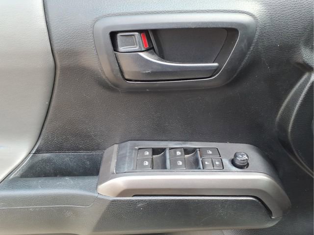 Used 2021 Toyota Tacoma SR5 image 11