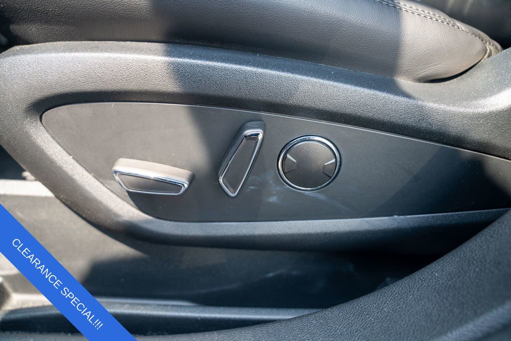 Used 2021 Lincoln Nautilus Reserve w/ Class II Trailer Tow Package image 19