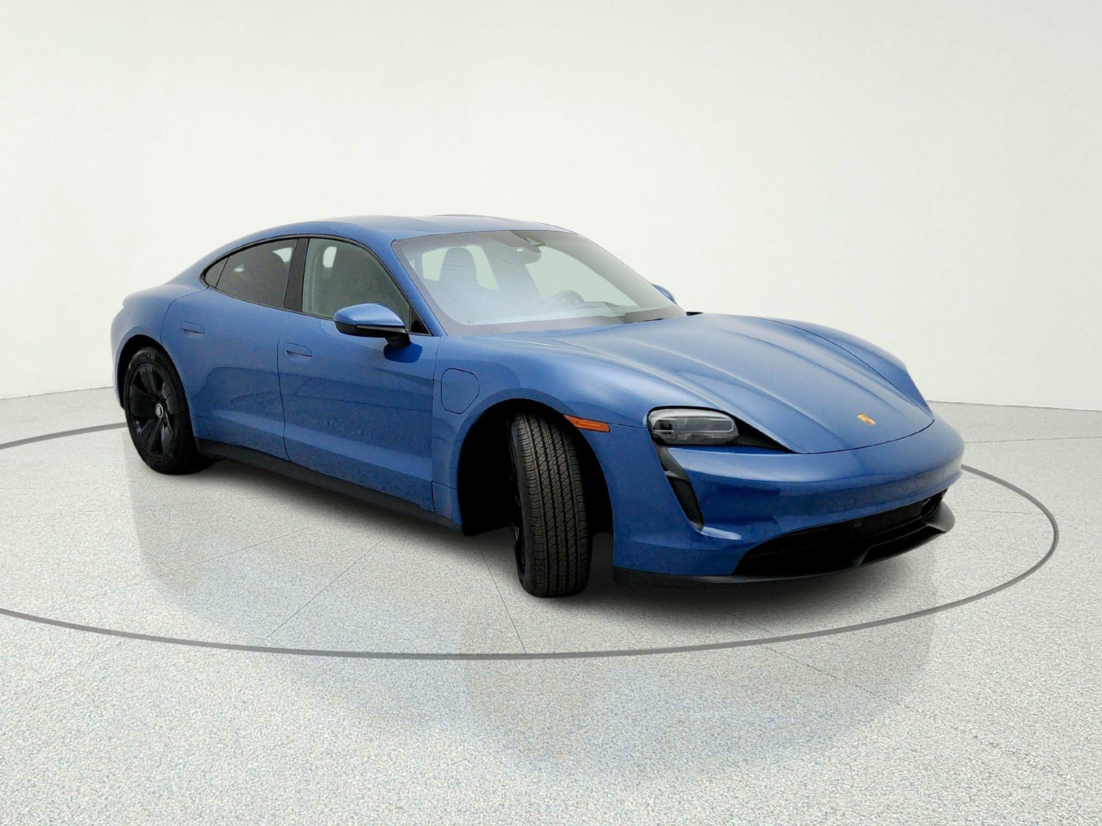 Used 2023 Porsche Taycan RWD image 5