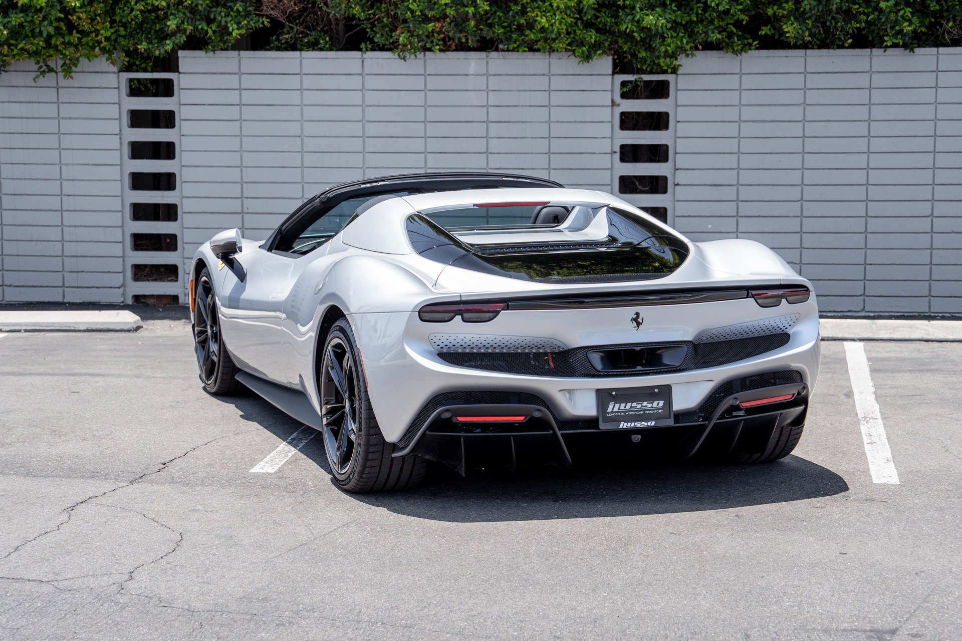 Used 2024 Ferrari 296 GTS image 42