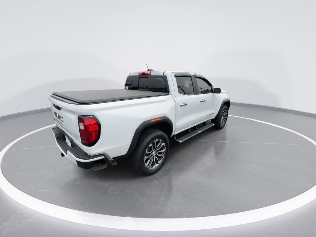 Used 2024 GMC Canyon Denali AWD/4WD image 8