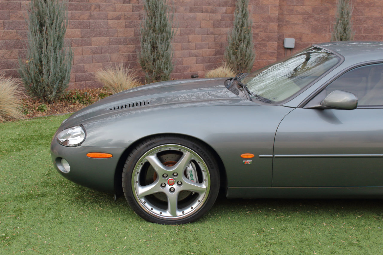 Used 2003 Jaguar XK8 Coupe image 30