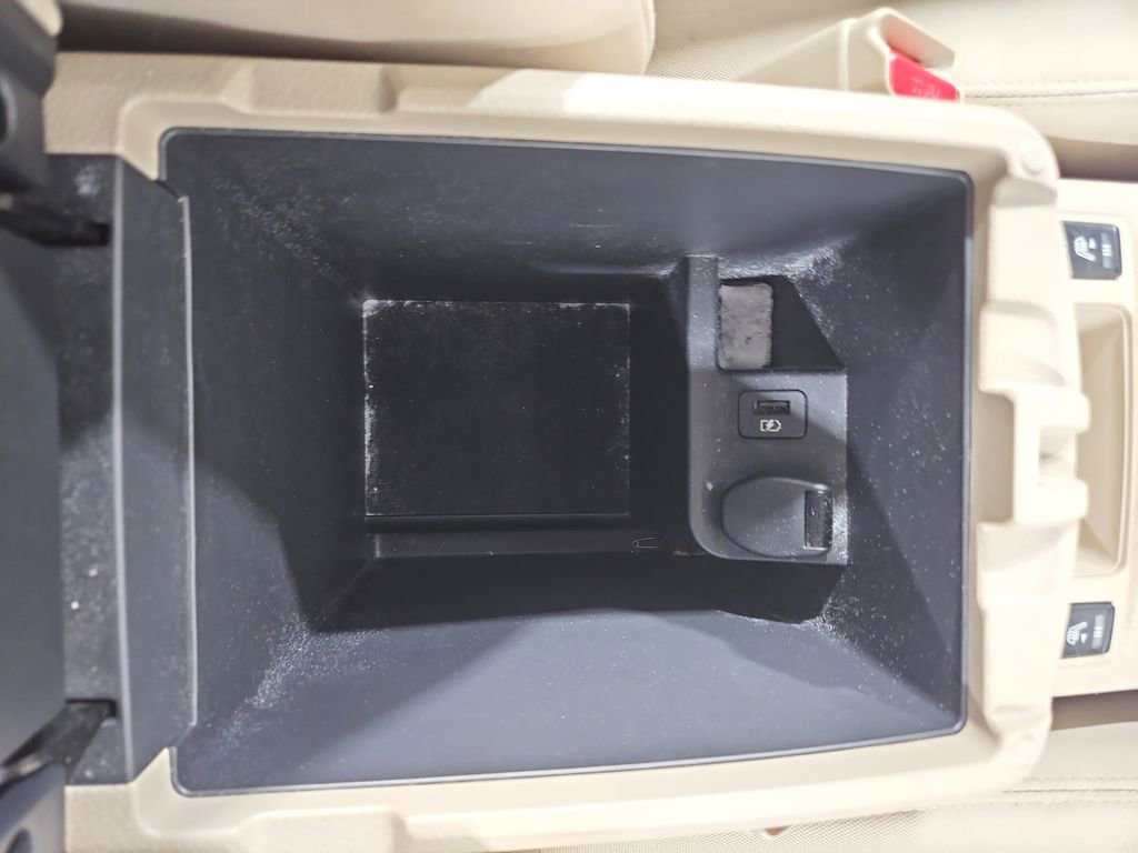 Used 2018 Nissan Rogue SV image 24