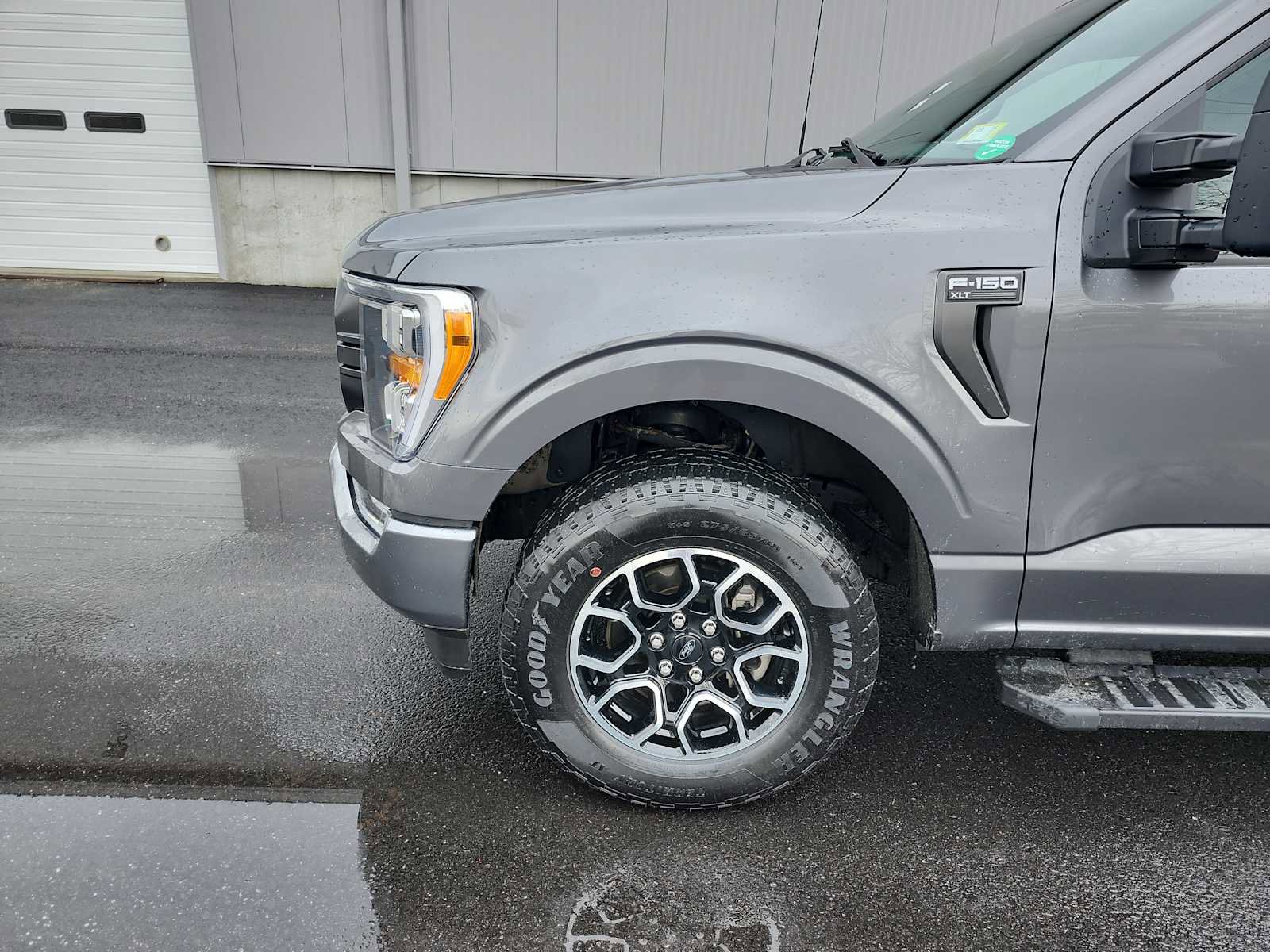 Used 2023 Ford F150 XLT w/ Equipment Group 302A High AWD/4WD image 10