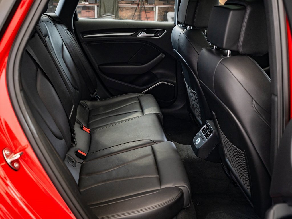 Used 2017 Audi A3 e-tron Prestige w/ Prestige Package image 35