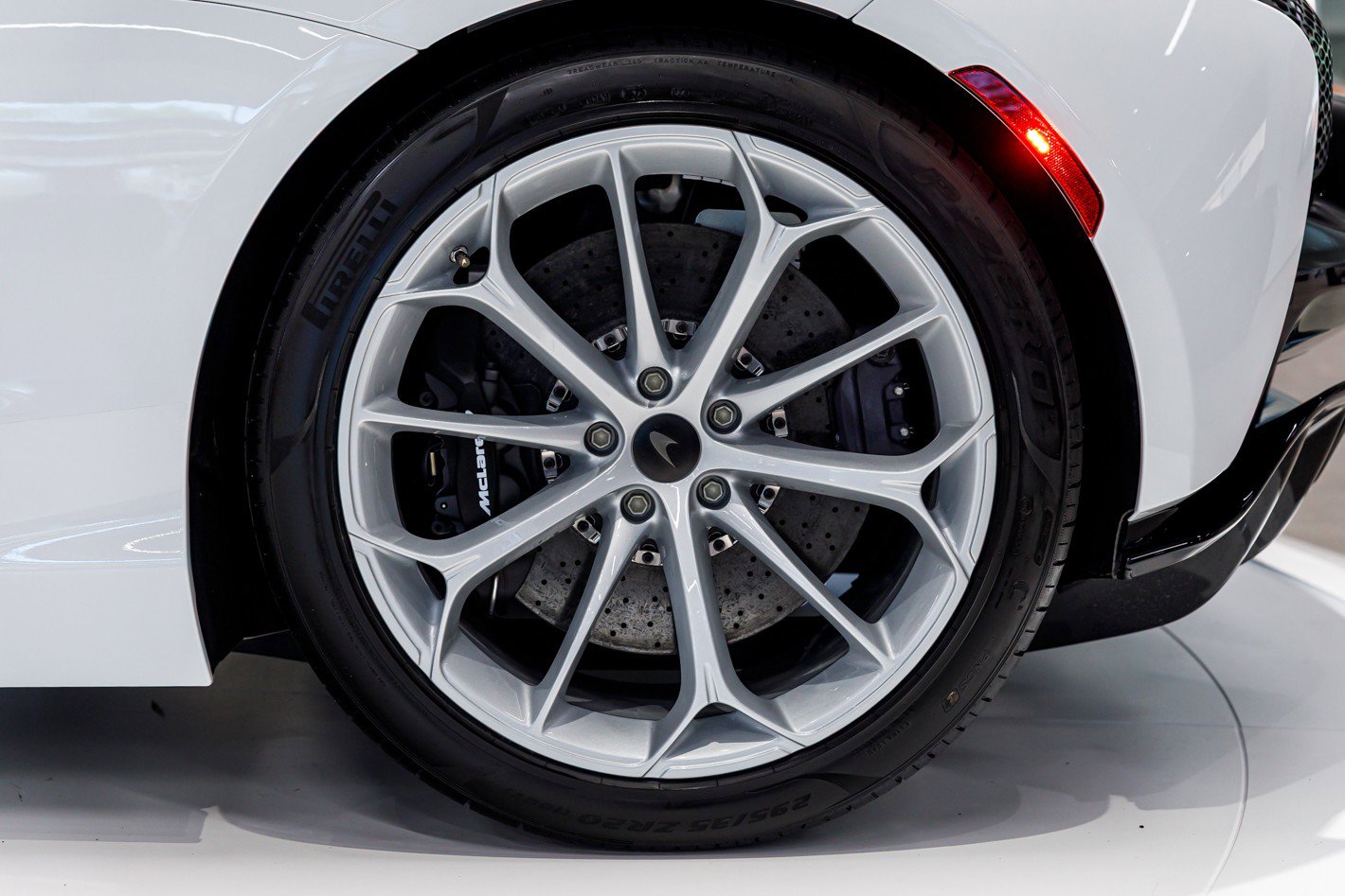 New 2026 McLaren Artura image 9