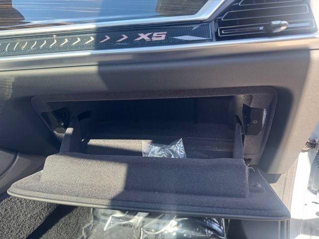 Certified 2024 BMW X5 xDrive40i w/ M Sport Package AWD/4WD image 27