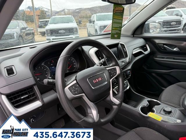 Used 2024 GMC Terrain SLE w/ Elevation Edition image 16