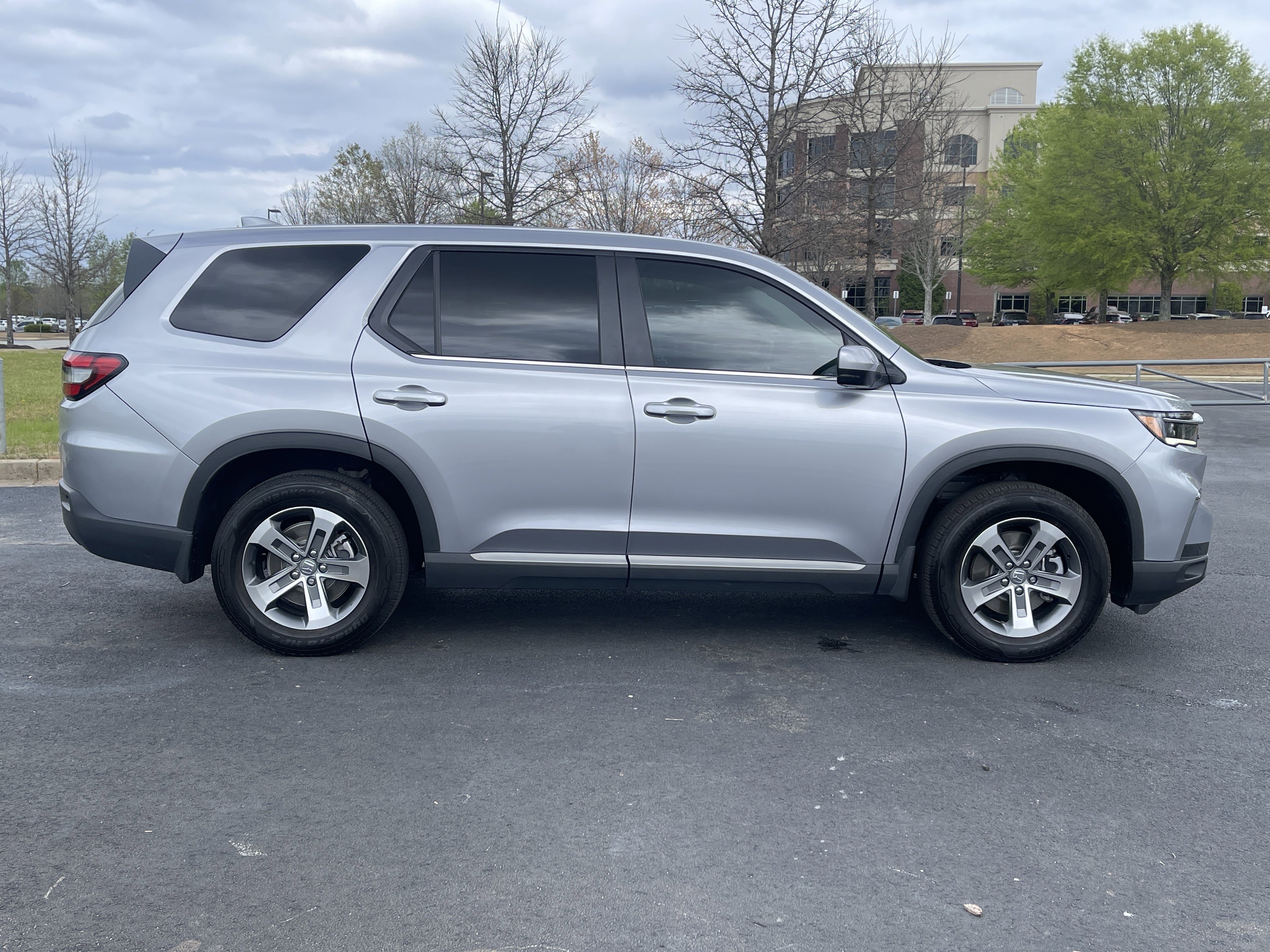 Certified 2023 Honda Pilot EX-L image 10