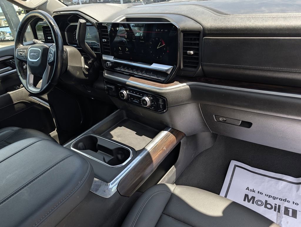 Used 2025 GMC Sierra 2500 SLT w/ SLT Convenience Package AWD/4WD image 33