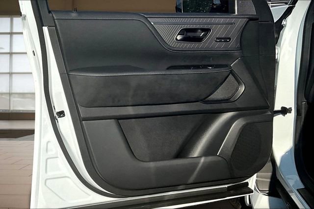 New 2026 INFINITI QX80 Autograph w/ Premium Cargo Package image 23