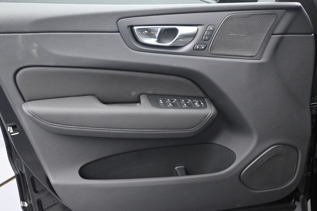 New 2026 Volvo XC60 T8 Ultra AWD/4WD image 10