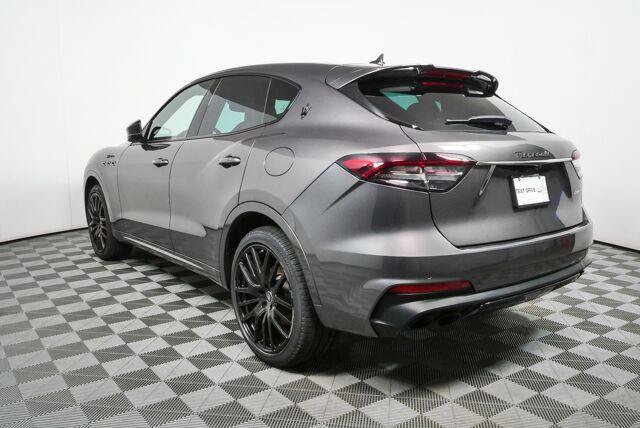 Used 2022 Maserati Levante Modena AWD/4WD image 12