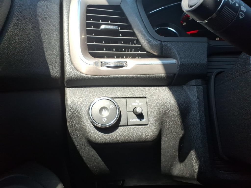 Used 2015 GMC Acadia Denali AWD/4WD image 15