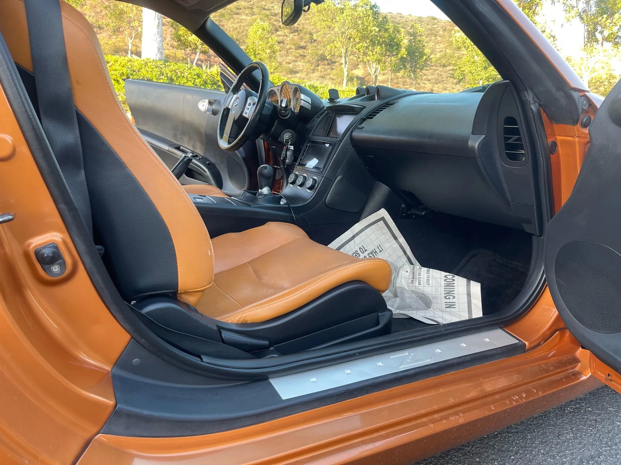 Used 2004 Nissan 350Z Touring image 13