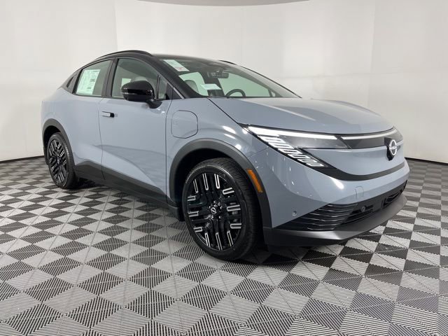 New 2026 Nissan Leaf Platinum+ w/ Cargo Package (Platinum+) image 2