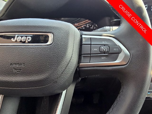 Used 2024 Jeep Compass Latitude AWD/4WD image 15
