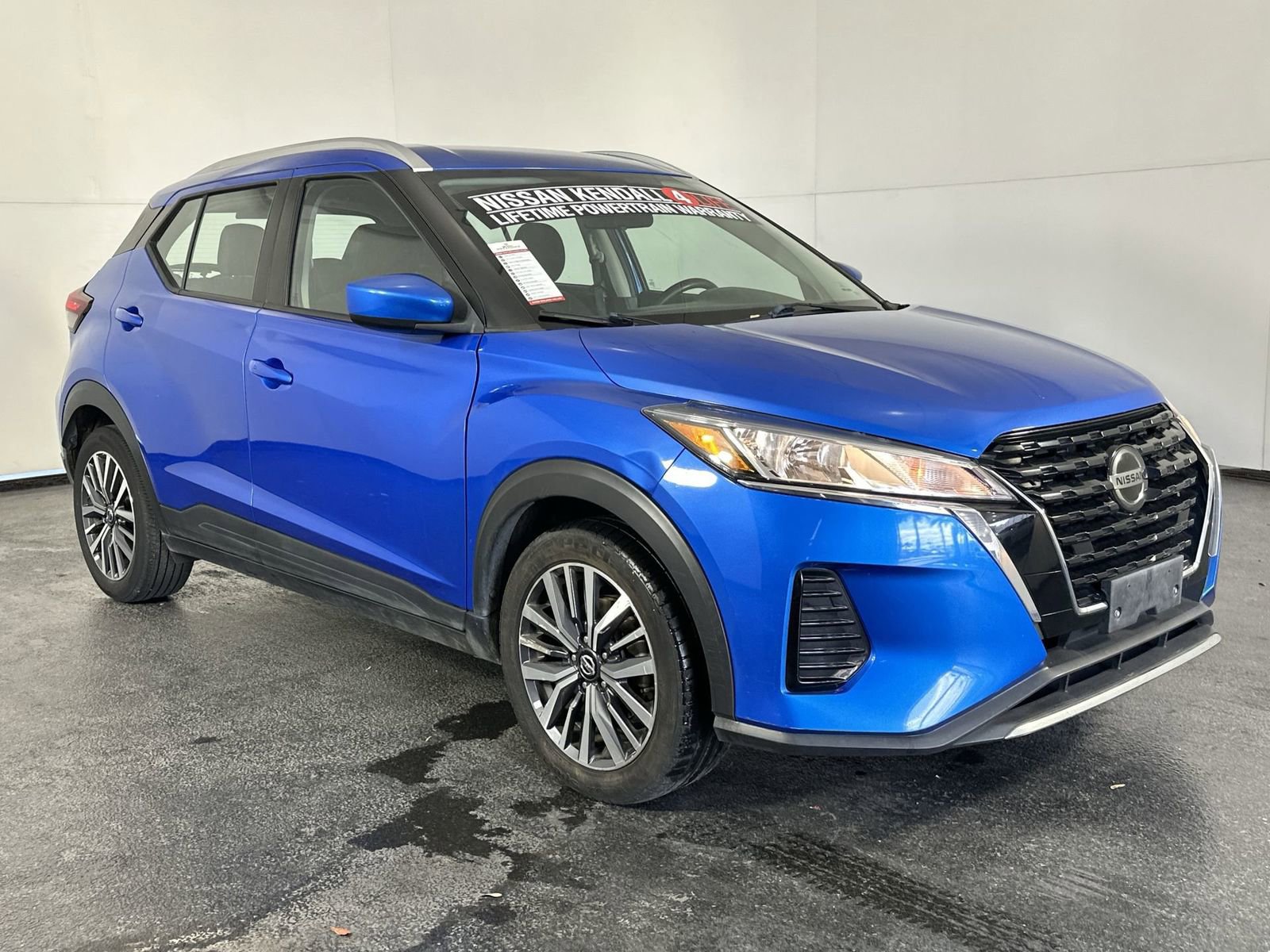 Certified 2021 Nissan Kicks SV image 2