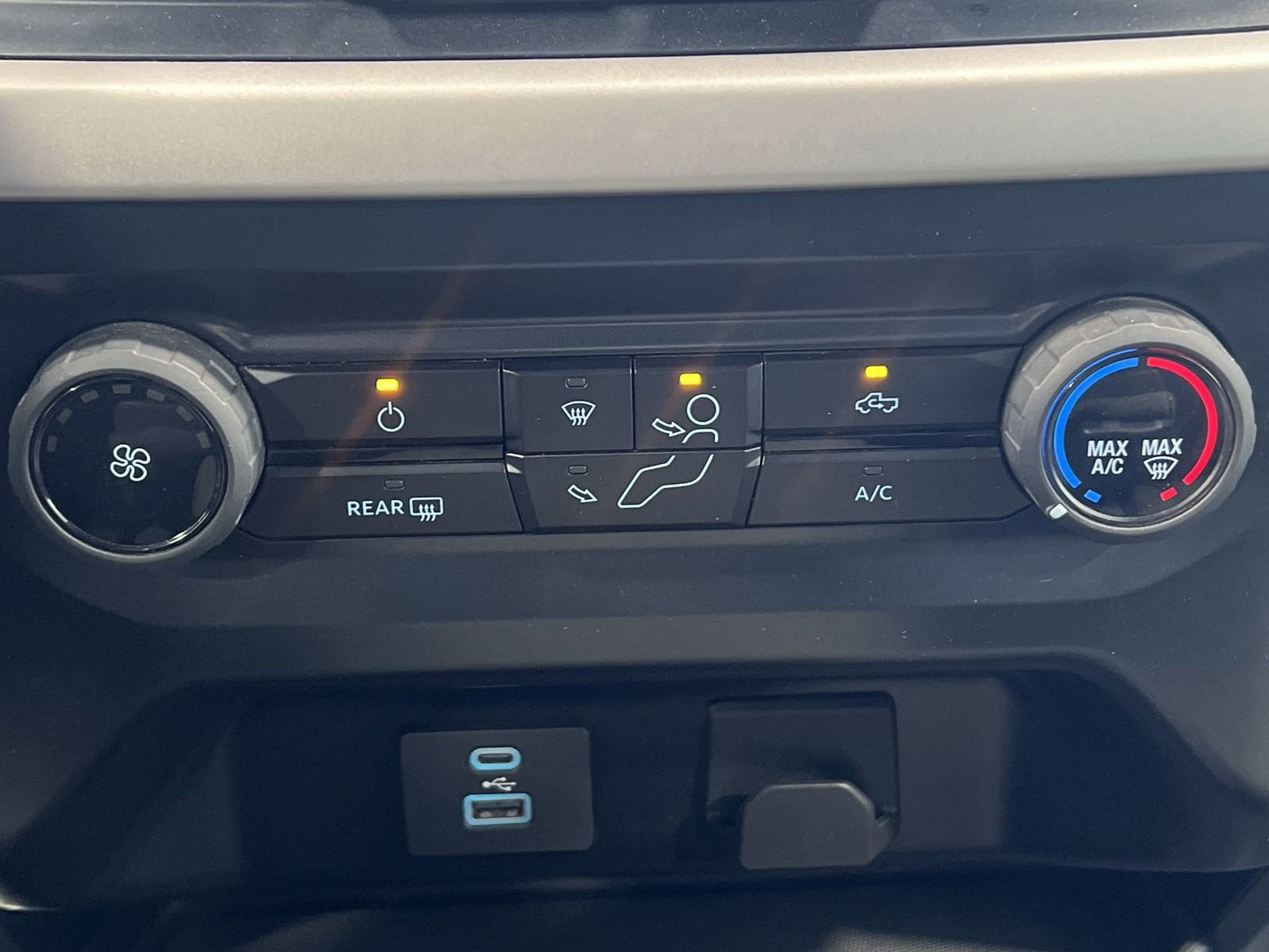 Used 2023 Ford F150 XLT w/ Trailer Tow Package image 19