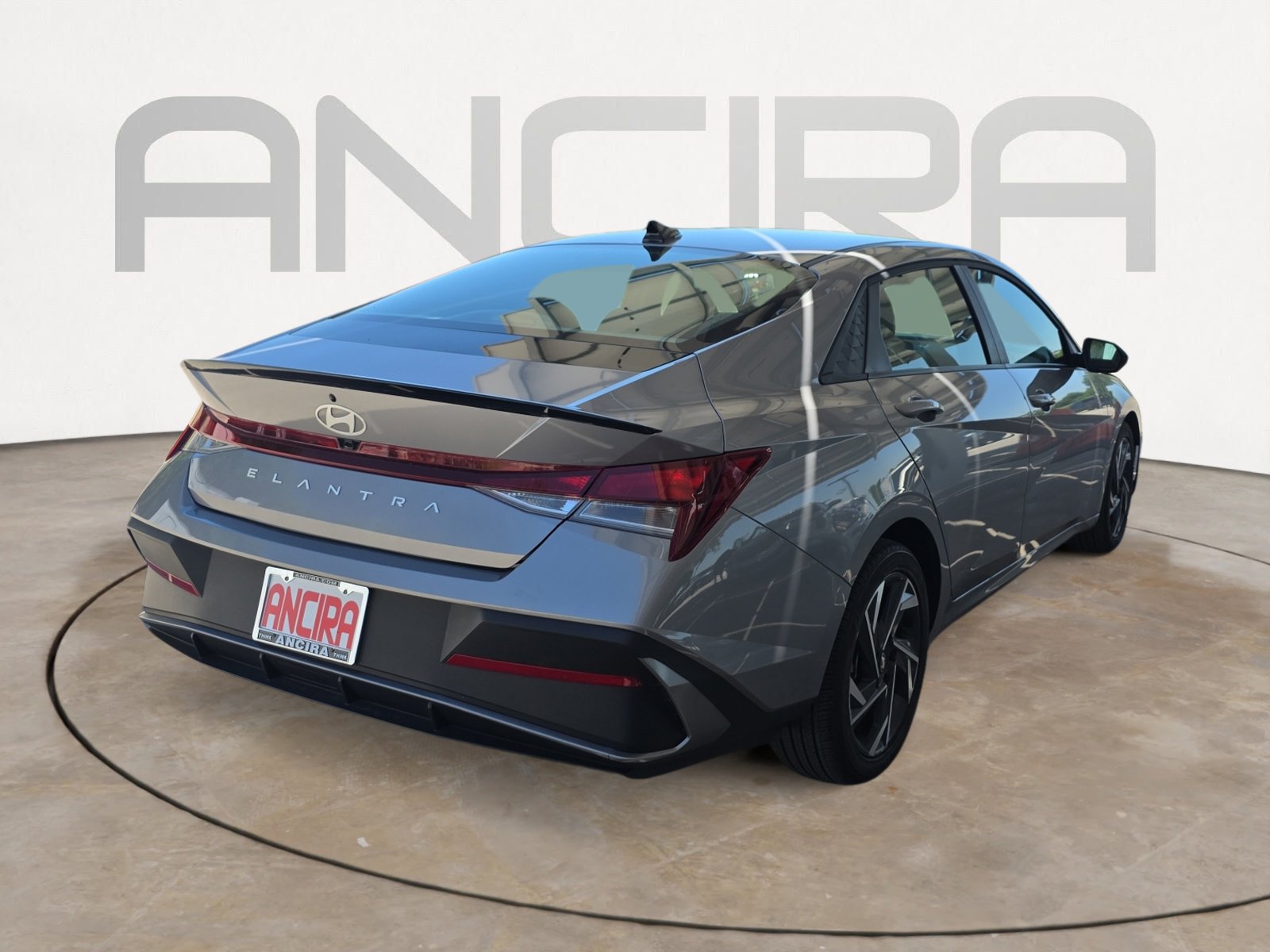 Used 2025 Hyundai Elantra Sport FWD image 8