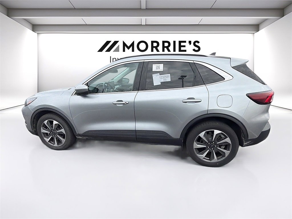 Used 2023 Ford Escape Platinum image 8