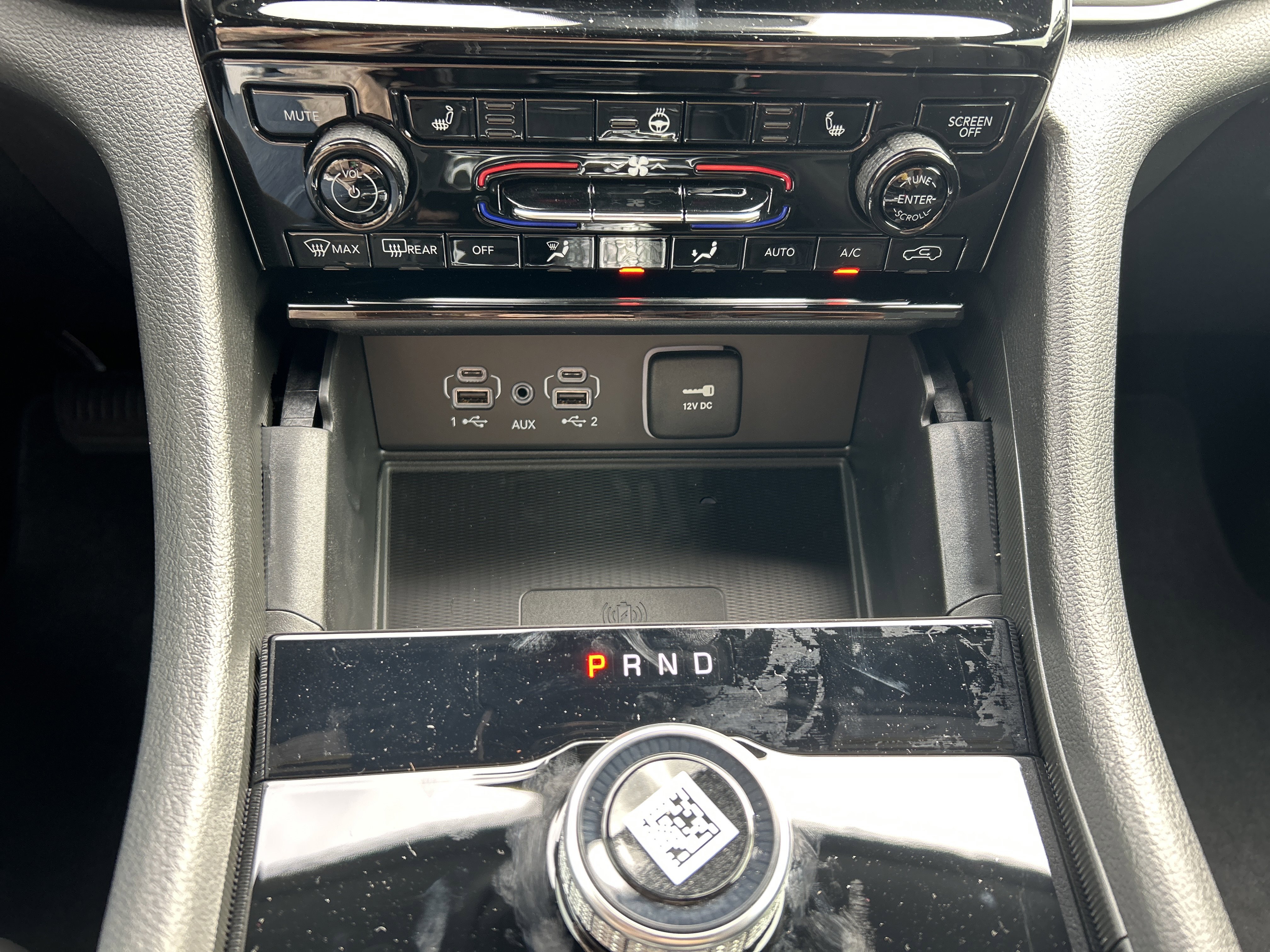 New 2025 Jeep Grand Cherokee Altitude image 27