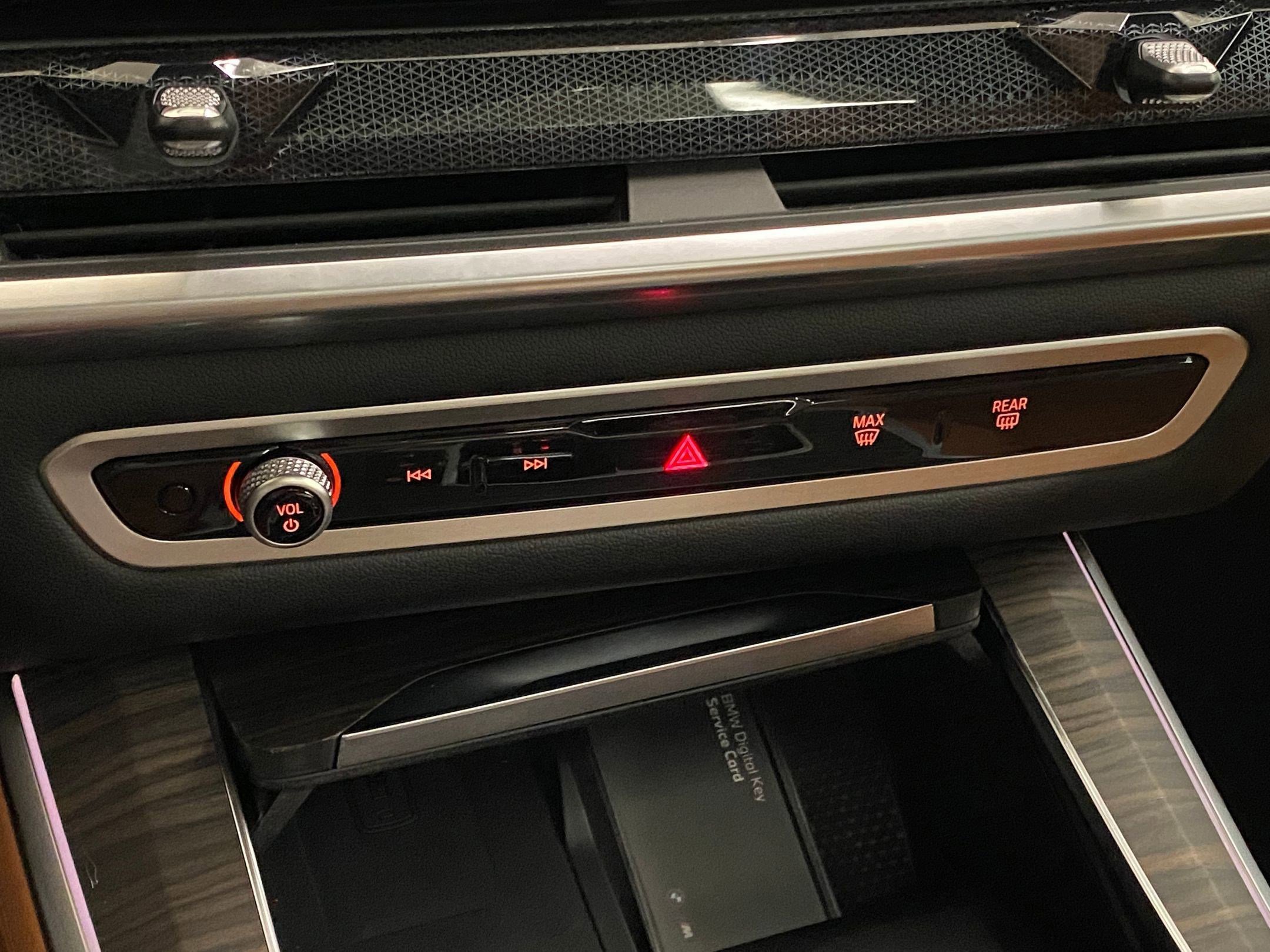 Used 2026 BMW X5 xDrive40i w/ Premium Package image 19