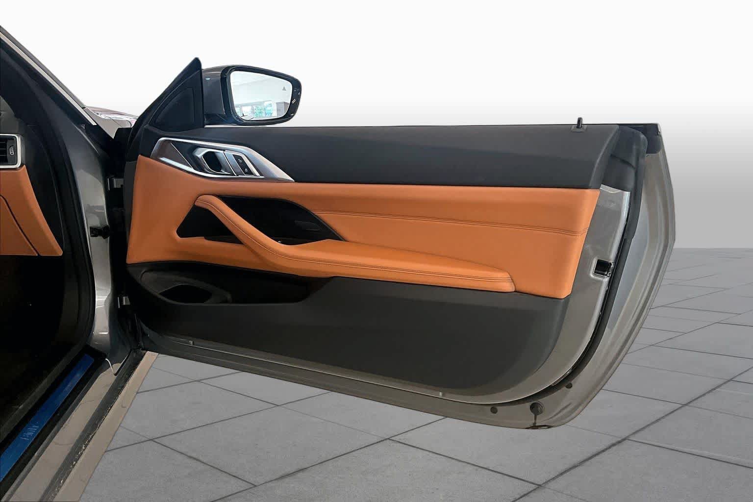 Used 2024 BMW 430i Convertible w/ Premium Package RWD image 20